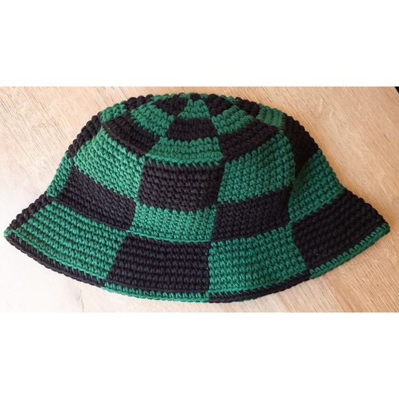 Checkered Crochet Bucket Hat - Green/Black (Handmade) - Picture 8 of 12